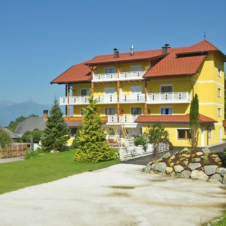 Hotel Berghof มิลชตัทท์ ภายนอก รูปภาพ