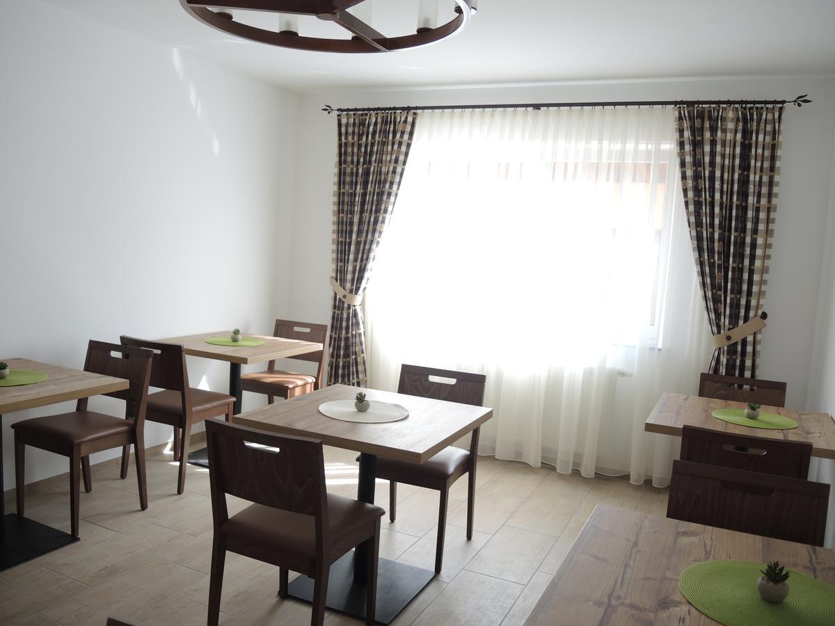 Hotel Berghof มิลชตัทท์ ภายนอก รูปภาพ