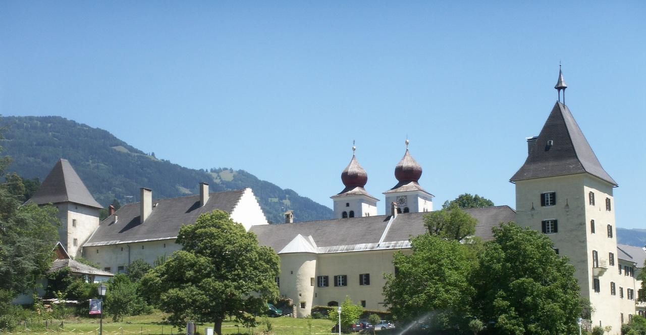 Hotel Berghof มิลชตัทท์ ภายนอก รูปภาพ